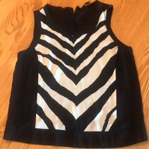 Zipper back sleeveless blouse